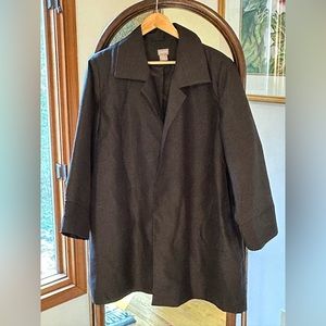 Chico’s size 3 silk-look blazer, long